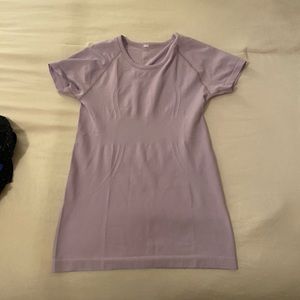 Lululemon Swiftly Top!!